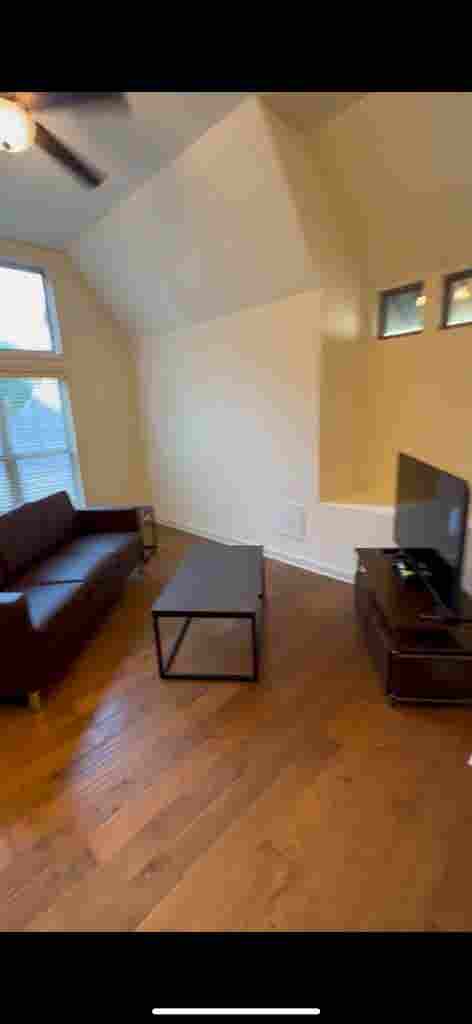 Relet Apartment at Arcadia