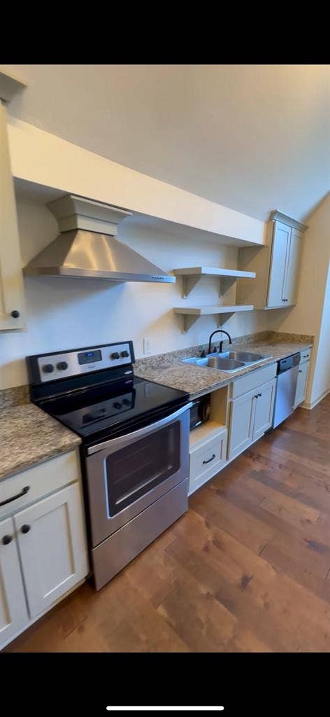 Relet Apartment at Arcadia