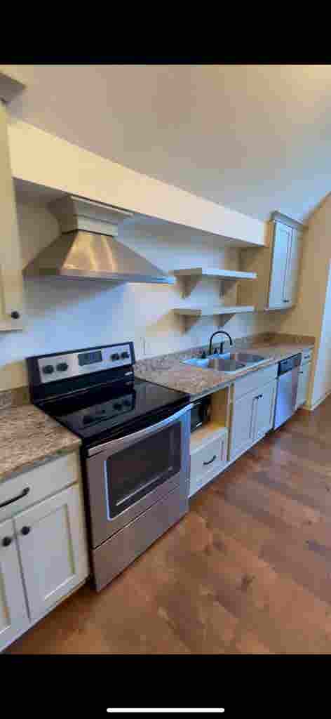 Relet Apartment at Arcadia