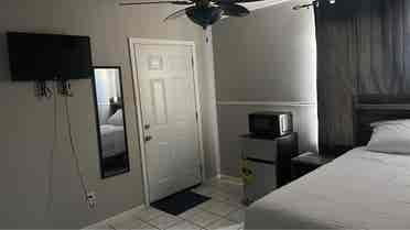 Room for rent in Orlando