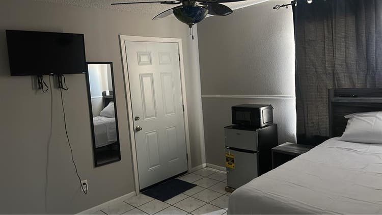 Room for rent in Orlando