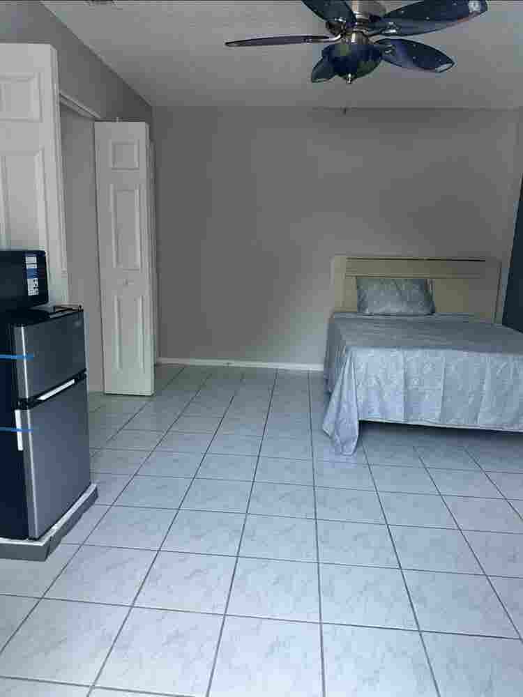 Room for rent in Orlando