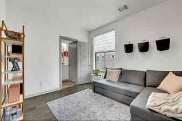 Move in anytime .