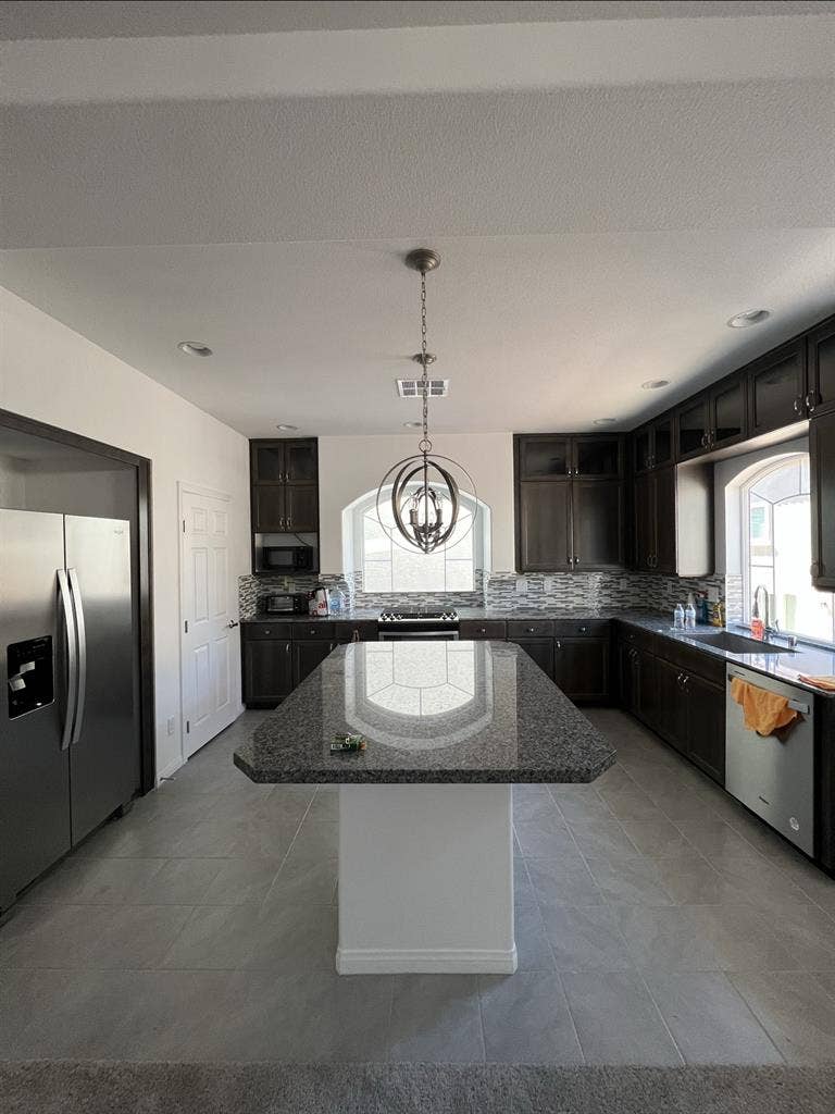 2 bedrooms utilities included