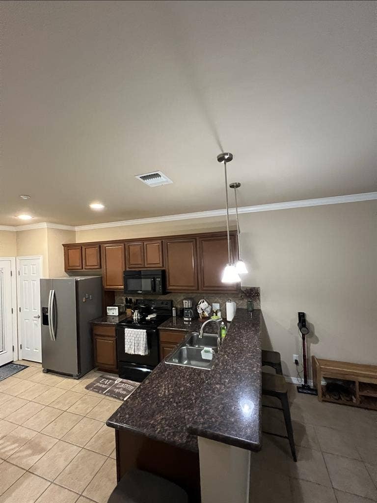 Lg private bedroom with bathroom