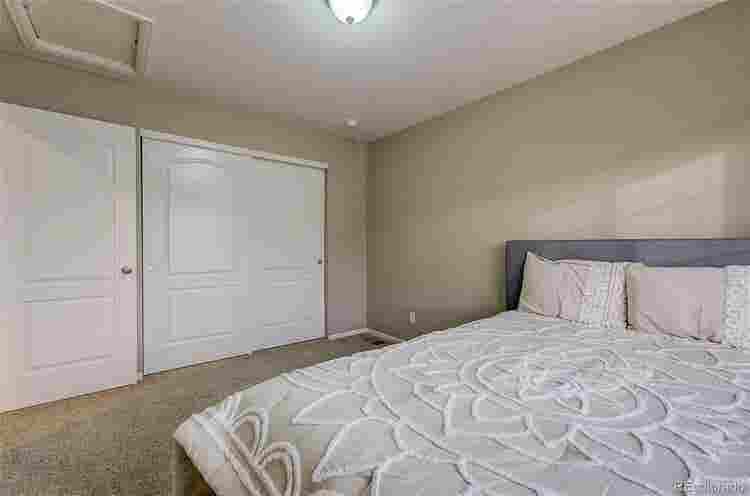 BedRoom+shared bathroom Parker CO