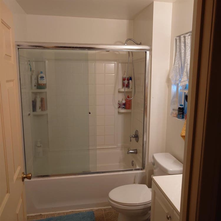 Room Available Now  - Culver City