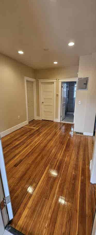 6 min walk to T Jamaica plain
