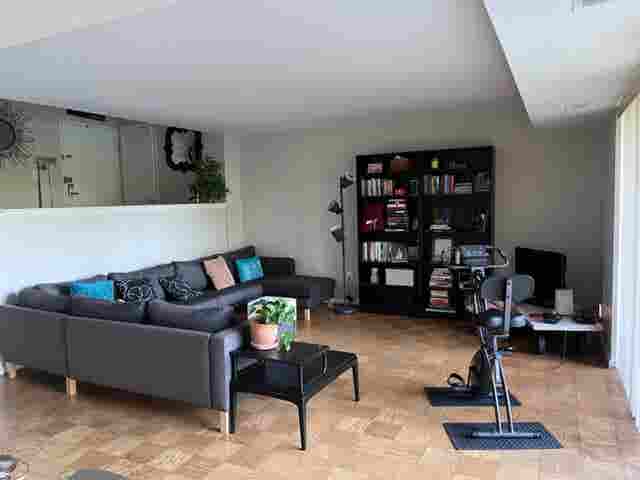 Unfurnished room for rent to female