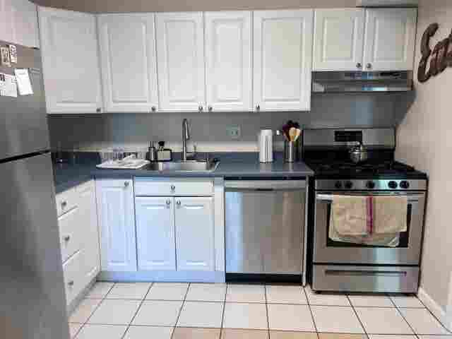 Unfurnished room for rent to female