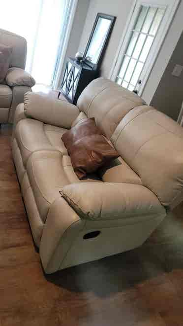 Roommate wanted