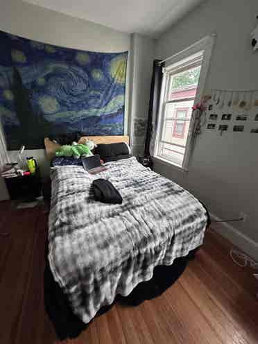 🏡 Room in 3BR on Belknap