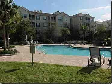 Renting Master Bedroom in Metrowest