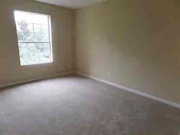 Renting Master Bedroom in Metrowest