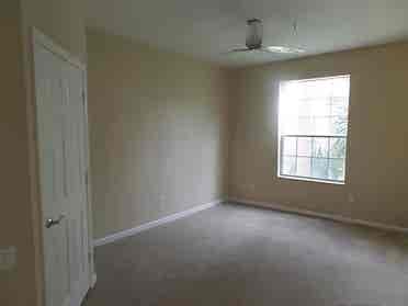 Renting Master Bedroom in Metrowest