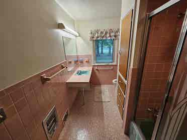 Room for rent in my personal home