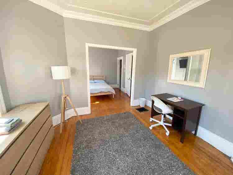 Spacious room in Federal Hill