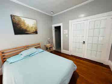 Spacious room in Federal Hill