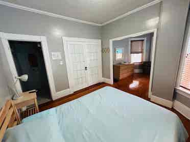Spacious room in Federal Hill
