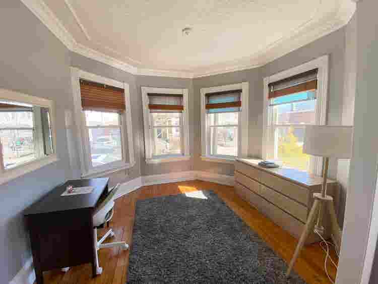 Spacious room in Federal Hill