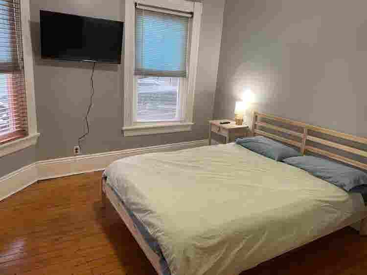 Spacious room in Federal Hill