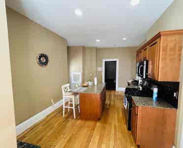 Spacious room in Federal Hill