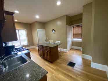 Spacious room in Federal Hill