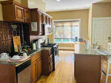 Spacious room in Federal Hill