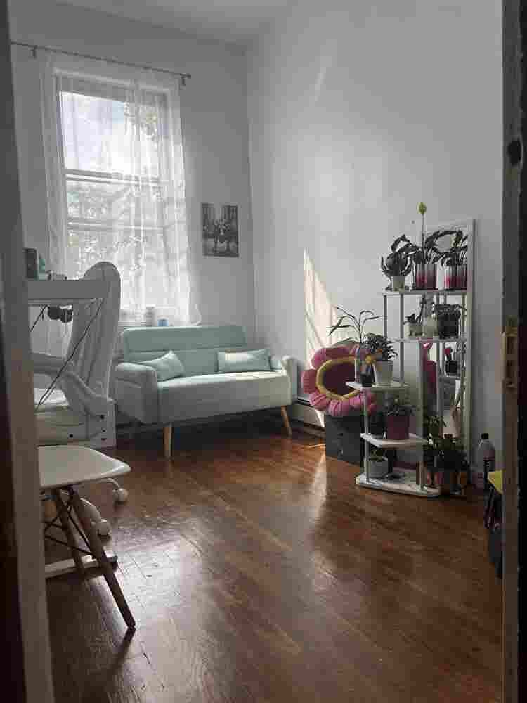 Room in Jersey City Heights