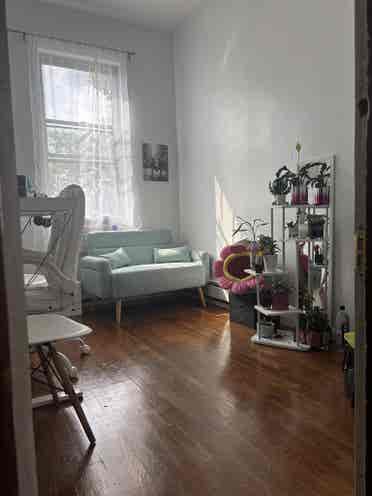 Room in Jersey City Heights