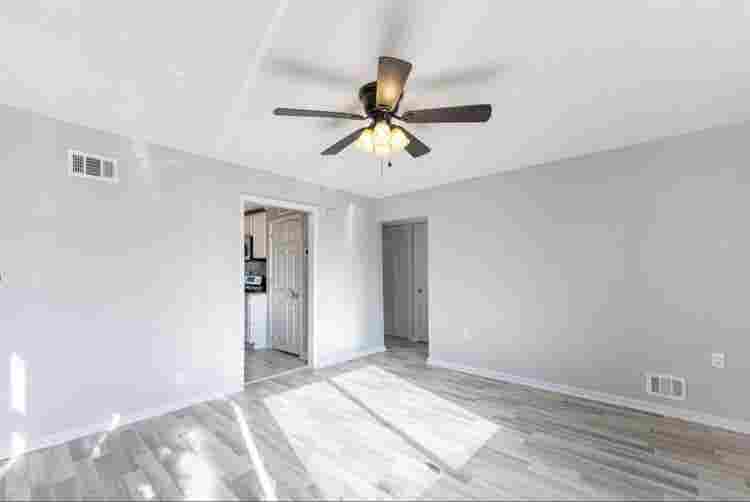 Nice room for rent