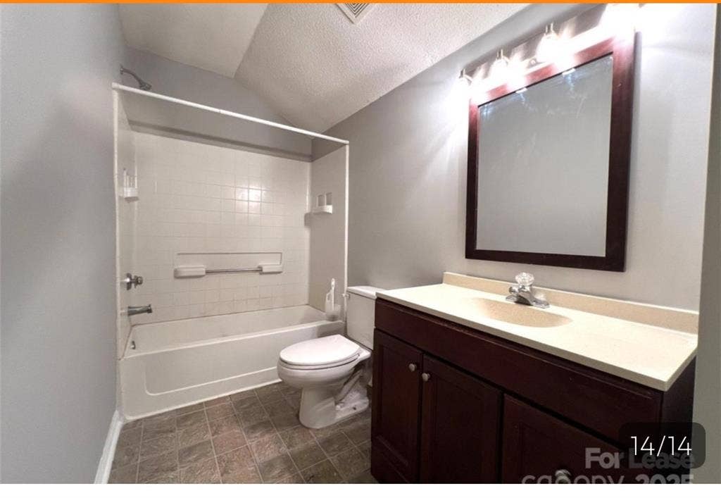 Room w/ loft private bathroom
