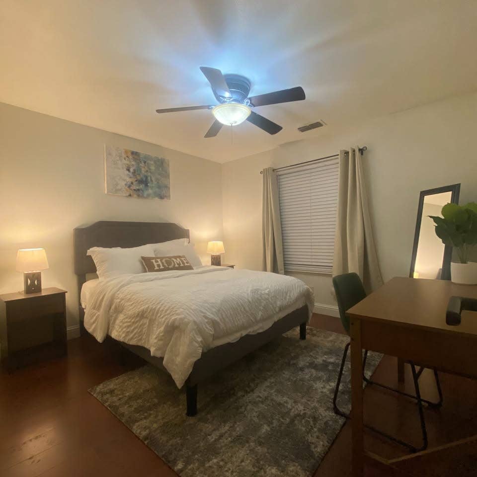 Private Room/Bath Near Hospitals