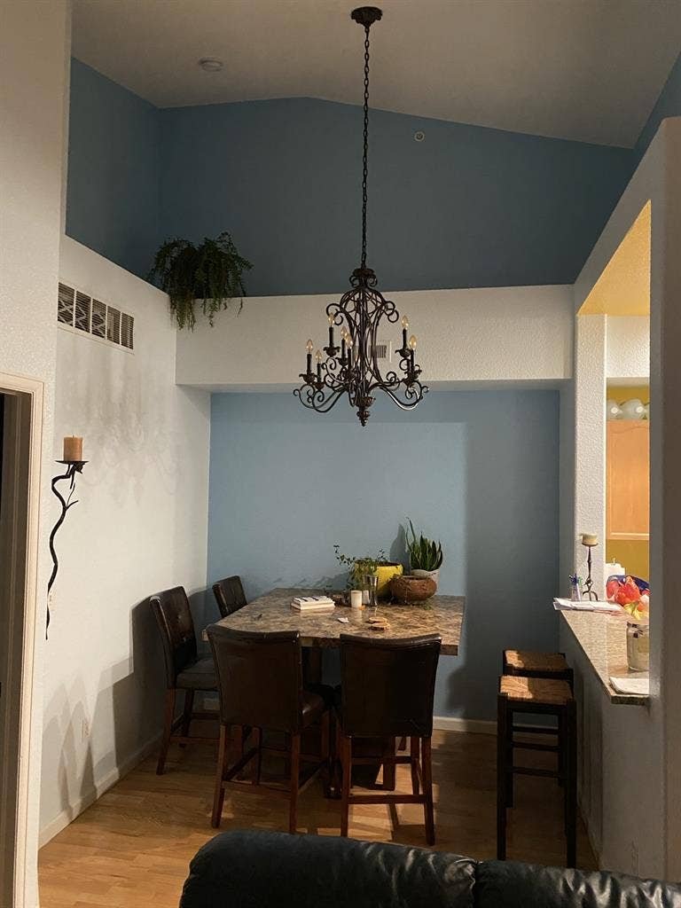 Charming 2 bed Condo in Littleton