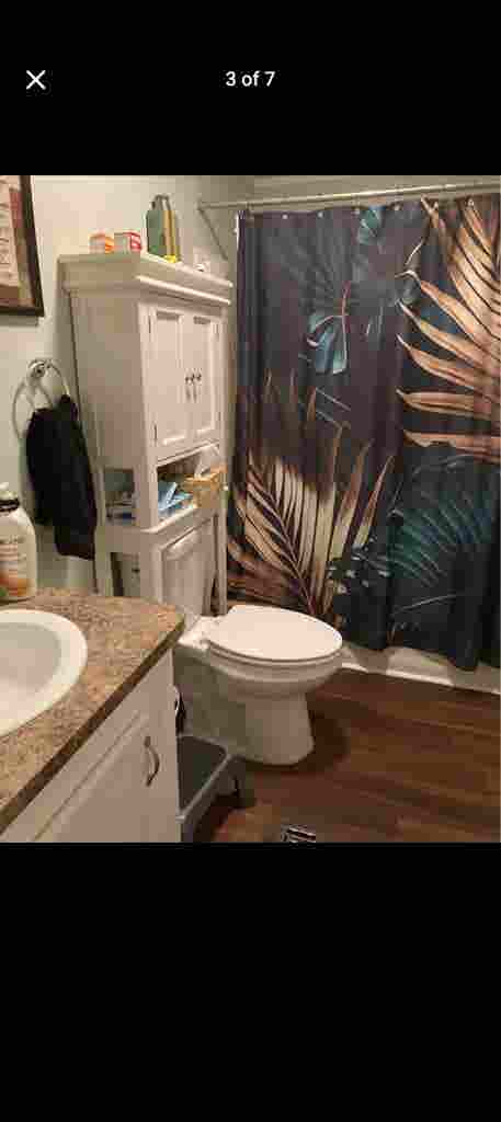 Mobile home 
Renting out 2 bedrooms