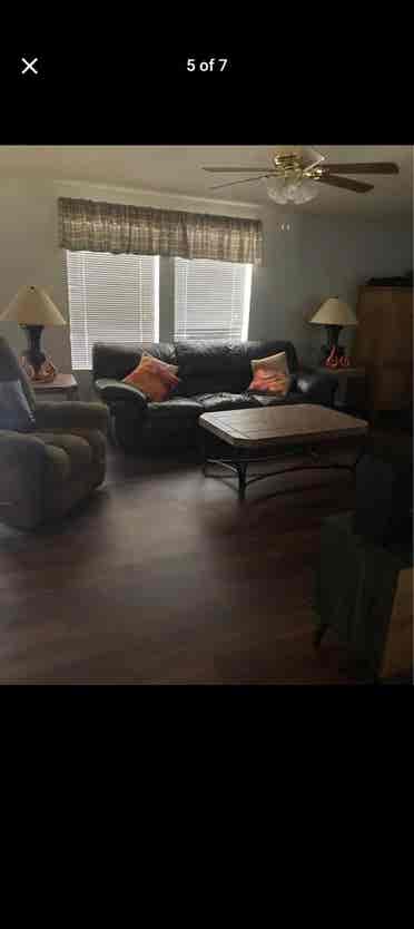 Mobile home 
Renting out 2 bedrooms