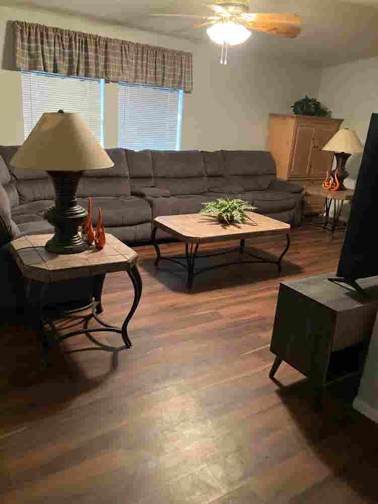 Mobile home 
Renting out 2 bedrooms