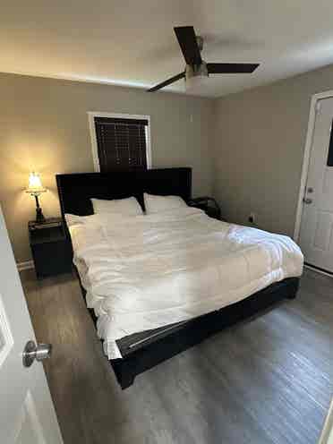 Fully furnished bth, westend!