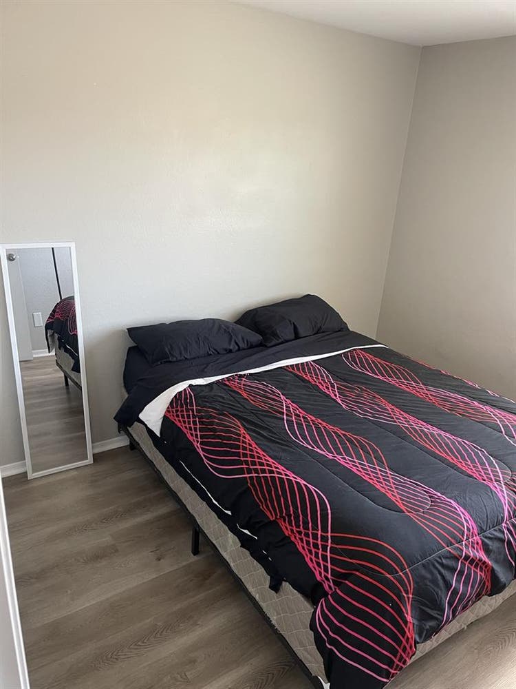 Peaceful Private Room for Rent