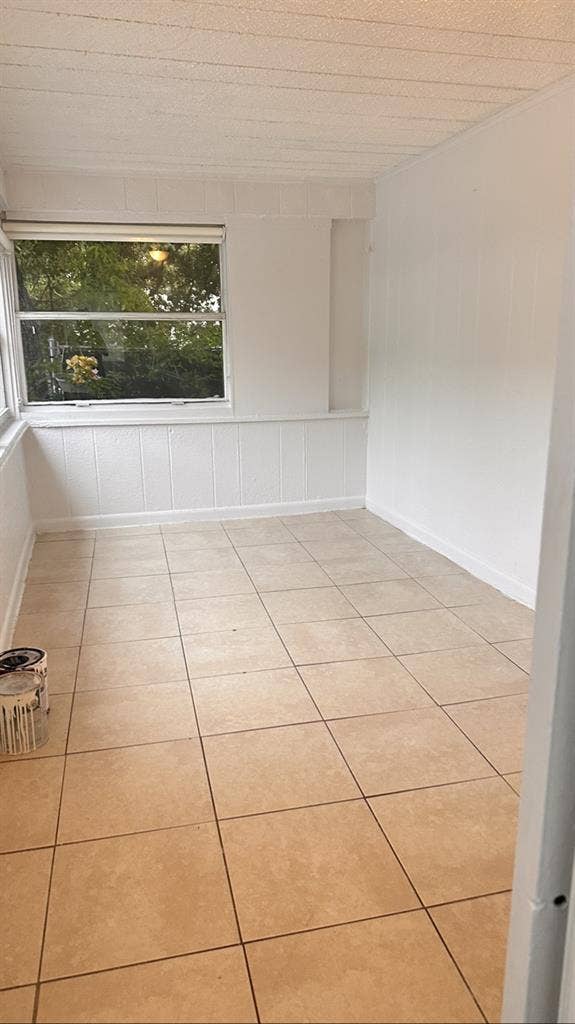 Cozy 1 bedroom + Den for rent!!!