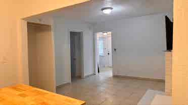Cozy 1 bedroom + Den for rent!!!