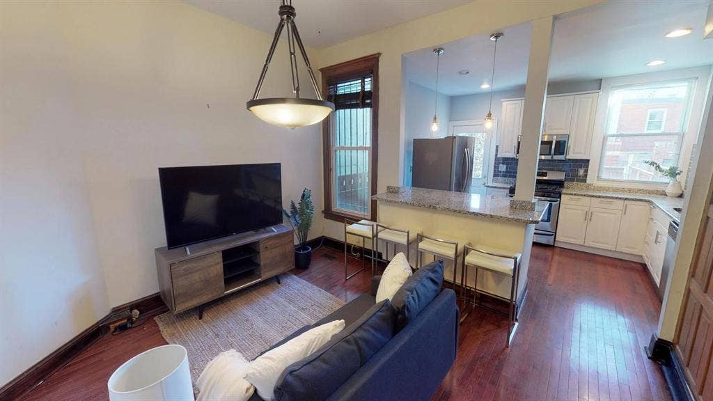 1 BR in Washington