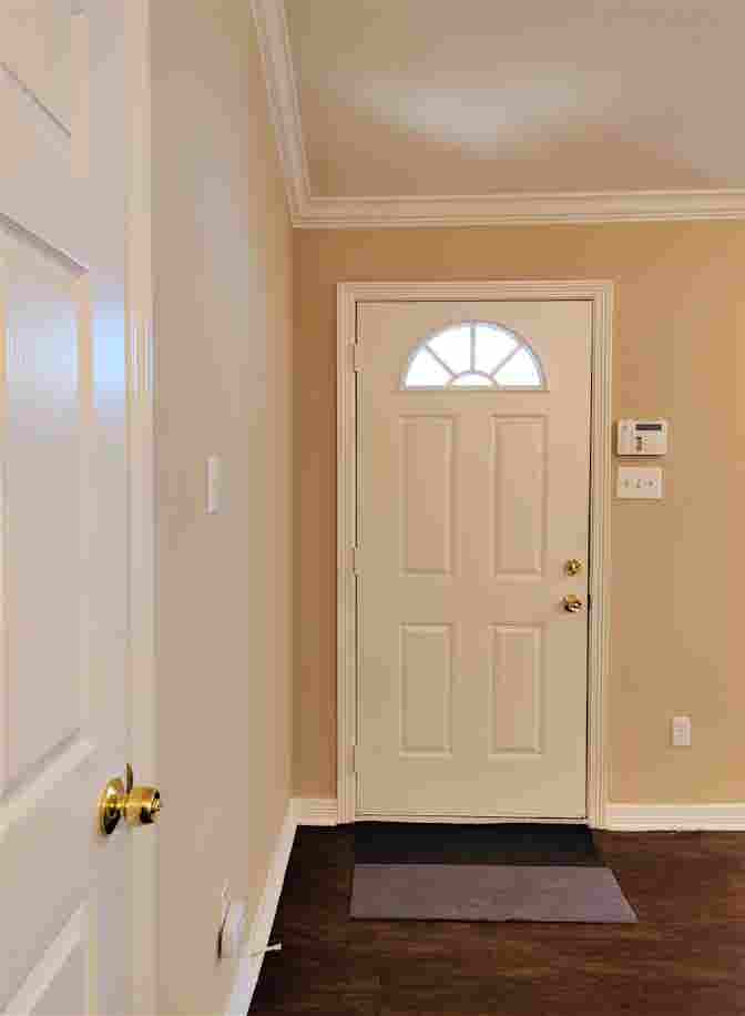 Ensuite - ALL BILLS PAID!