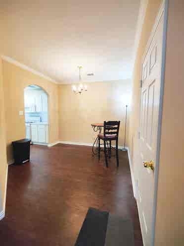 Ensuite - ALL BILLS PAID!