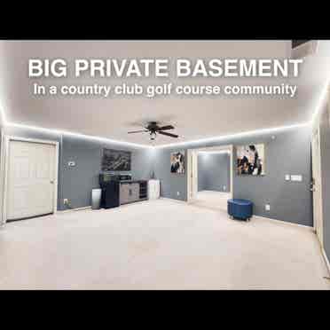 Private Basement, Kitchen & Laundry