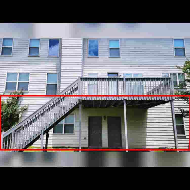 Private Basement, Kitchen & Laundry