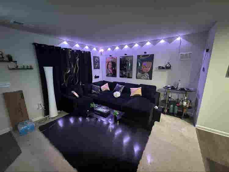 Private room and bathroom New Home