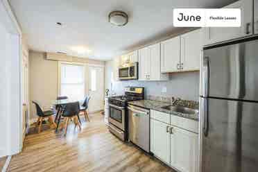 4 BR in Boston