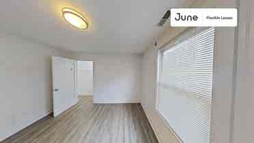 4 BR in Boston