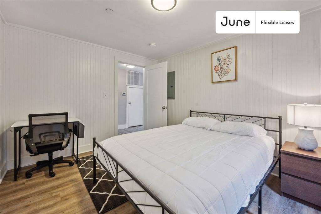 4 BR in Boston